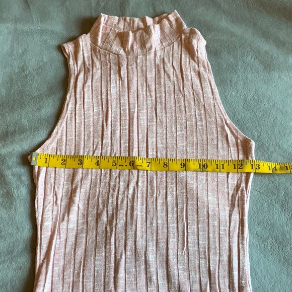 3 Shirts - Picture 4 of 7